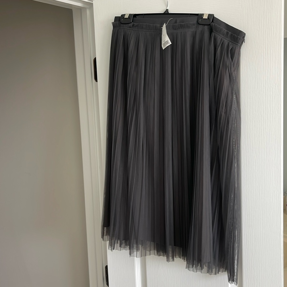 Banana republic knee length skirt with lining